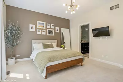 1066 W Fry Street, Chicago, IL 60642 - Photo 19