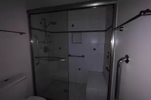 1490 Avignon Ct, Highland Park, IL 60035 - Photo 17