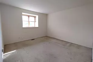 1490 Avignon Ct, Highland Park, IL 60035 - Photo 21