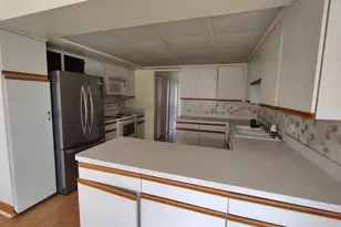 1490 Avignon Ct, Highland Park, IL 60035 - Photo 11