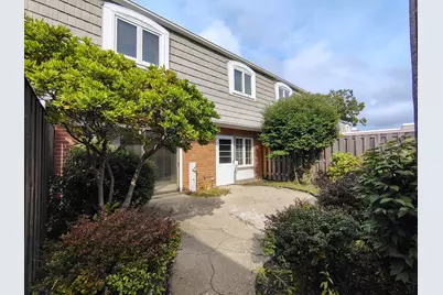 1490 Avignon Court, Highland Park, IL 60035 - Photo 5