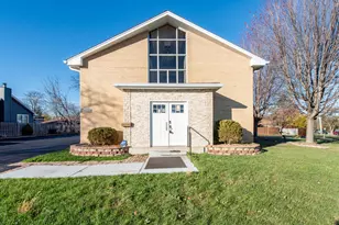 2126 10th St, Waukegan, IL 60085 - Photo 1