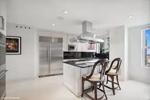 3800 N Lake Shore Dr, Chicago, IL 60613 - Photo 11