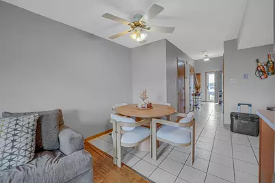 4406 W 127th Place, Alsip, IL 60803 - Photo 5