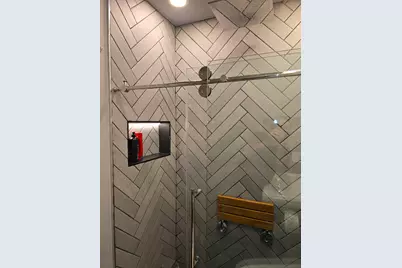 1050 W Dakin Street #G2, Chicago, IL 60613 - Photo 15