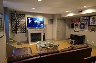 1050 W Dakin St, Chicago, IL 60613 - Photo 5