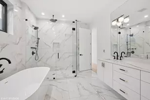 1530 W Ohio St, Chicago, IL 60642 - Photo 17