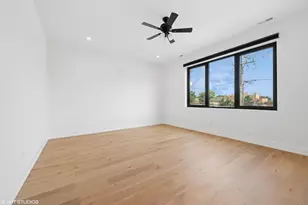 1530 W Ohio St, Chicago, IL 60642 - Photo 13