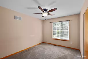 1694 Willow Cir Dr, Crest Hill, IL 60403 - Photo 9