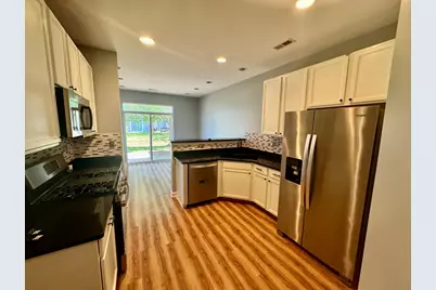 423 Acushnet Street #423, Elgin, IL 60124 - Photo 7