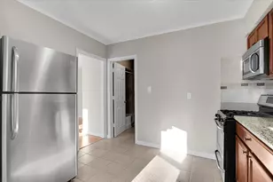 17 S 4th Ave, Saint Charles, IL 60174 - Photo 3