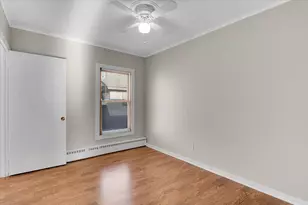 17 S 4th Ave, Saint Charles, IL 60174 - Photo 9