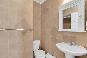 17 S 4th Ave, Saint Charles, IL 60174 - Photo 7