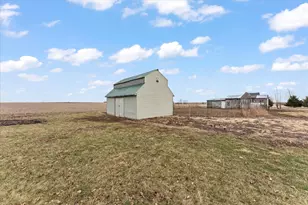 1376 E 2950 North Rd, Mansfield, IL 61854 - Photo 41