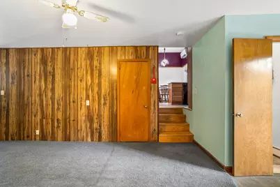 808 S Longview Road, Monticello, IL 61856 - Photo 9