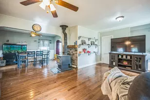 101 County Rd 100 N, Riverdale, IL 61851 - Photo 11