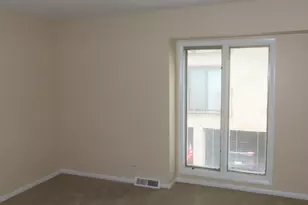 1855 Tanglewood Dr, Glenview, IL 60025 - Photo 11