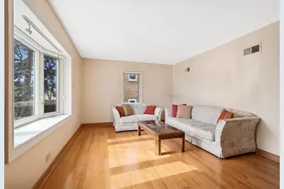 3850 Hull Street, Skokie, IL 60076 - Photo 3