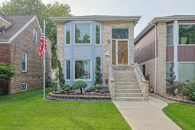 5326 S Nagle Avenue, Chicago, IL 60638 - Photo 1
