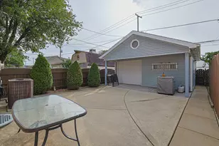 5326 S Nagle Ave, Chicago, IL 60638 - Photo 7