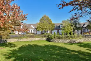 385 Delnor Glen Dr, Saint Charles, IL 60174 - Photo 19