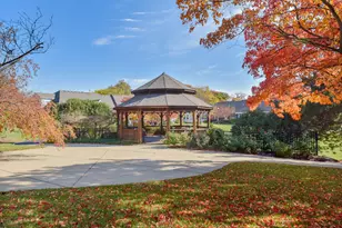 385 Delnor Glen Dr, Saint Charles, IL 60174 - Photo 23