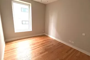 2100 W 18th Pl, Chicago, IL 60608 - Photo 7