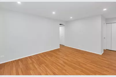 1059 Southbury Lane #D1, Wheeling, IL 60090 - Photo 11