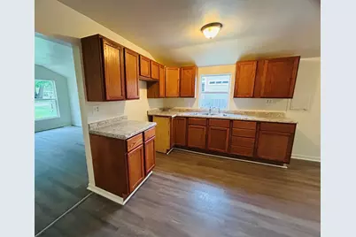 6415 N Shore Avenue, Spring Grove, IL 60081 - Photo 9