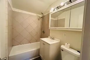 6415 N Shore Ave, Spring Grove, IL 60081 - Photo 11