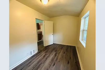 6415 N Shore Avenue, Spring Grove, IL 60081 - Photo 7