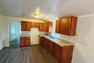 6415 N Shore Ave, Spring Grove, IL 60081 - Photo 9