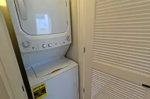 2100 W 18th Pl, Chicago, IL 60608 - Photo 7