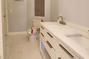 5317 S Prairie Ave, Chicago, IL 60615 - Photo 7