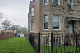 6506 S Eberhart Ave, Chicago, IL 60637 - Photo 1