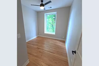 2100 W 18th Place #201, Chicago, IL 60608 - Photo 9