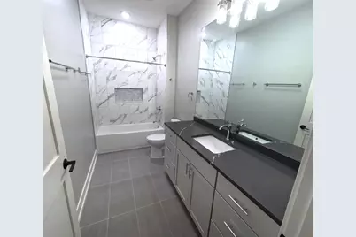 2100 W 18th Place #201, Chicago, IL 60608 - Photo 11