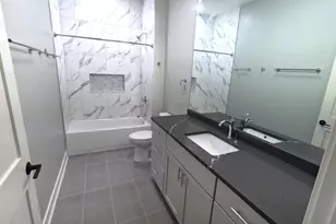 2100 W 18th Pl, Chicago, IL 60608 - Photo 11