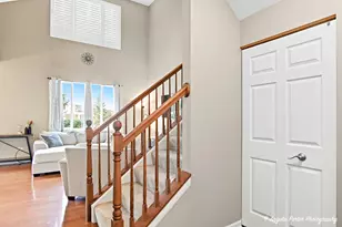 507 Legend Ln, McHenry, IL 60050 - Photo 5