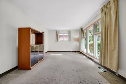 17913 Oakwood Avenue, Lansing, IL 60438 - Photo 3