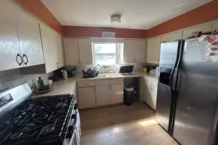 1724 N 19th Ave, Melrose Park, IL 60160 - Photo 13