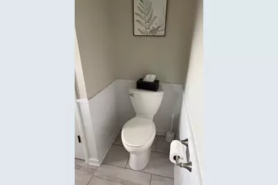 1909 W Laurel Street, Freeport, IL 61032 - Photo 35