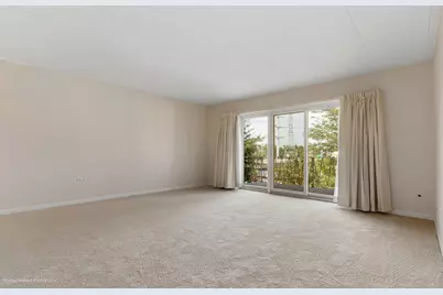 2900 Maple Avenue #13C, Downers Grove, IL 60515 - Photo 9