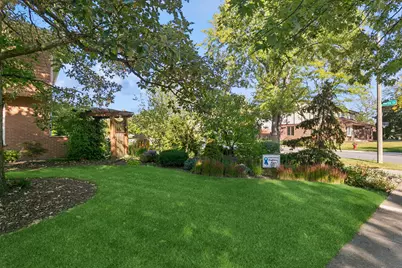 18050 Marlin Lane, Homewood, IL 60430 - Photo 3