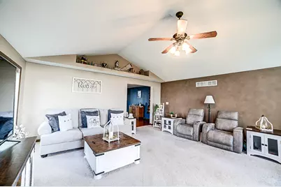 1718 N 1800 Road E, Watseka, IL 60970 - Photo 25