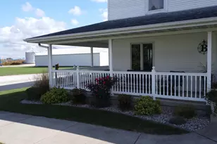 1718 N 1800 Road E, Watseka, IL 60970 - Photo 5