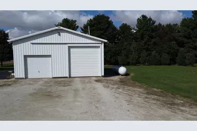 1718 N 1800 Road E, Watseka, IL 60970 - Photo 83