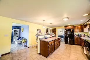 1718 N 1800 Road E, Watseka, IL 60970 - Photo 35