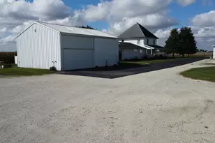 1718 N 1800 Road E, Watseka, IL 60970 - Photo 15