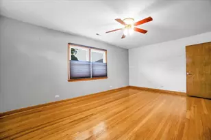 1303 Rice St, Melrose Park, IL 60160 - Photo 7